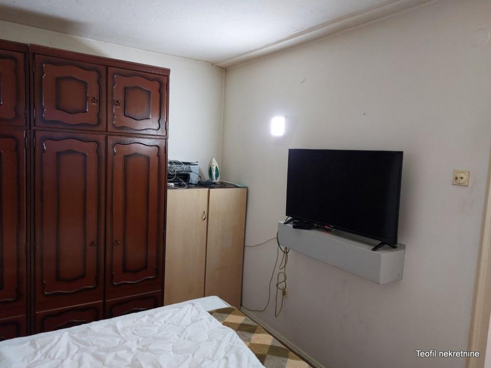 Stan na prodaju u Beogradu, Prvomajska, jednosoban, 32m2, cena 75000 evra