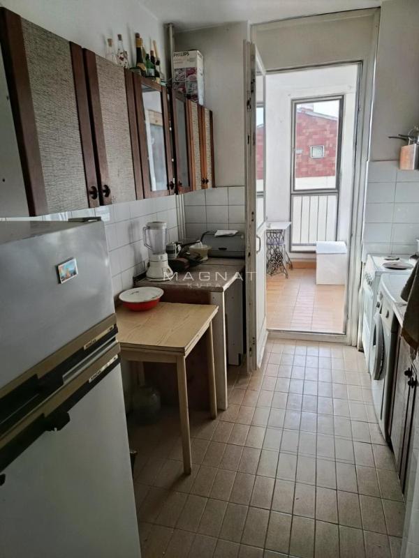 Stan na prodaju u Beogradu, Rakovica, trosoban, 77m2, cena 192000 evra