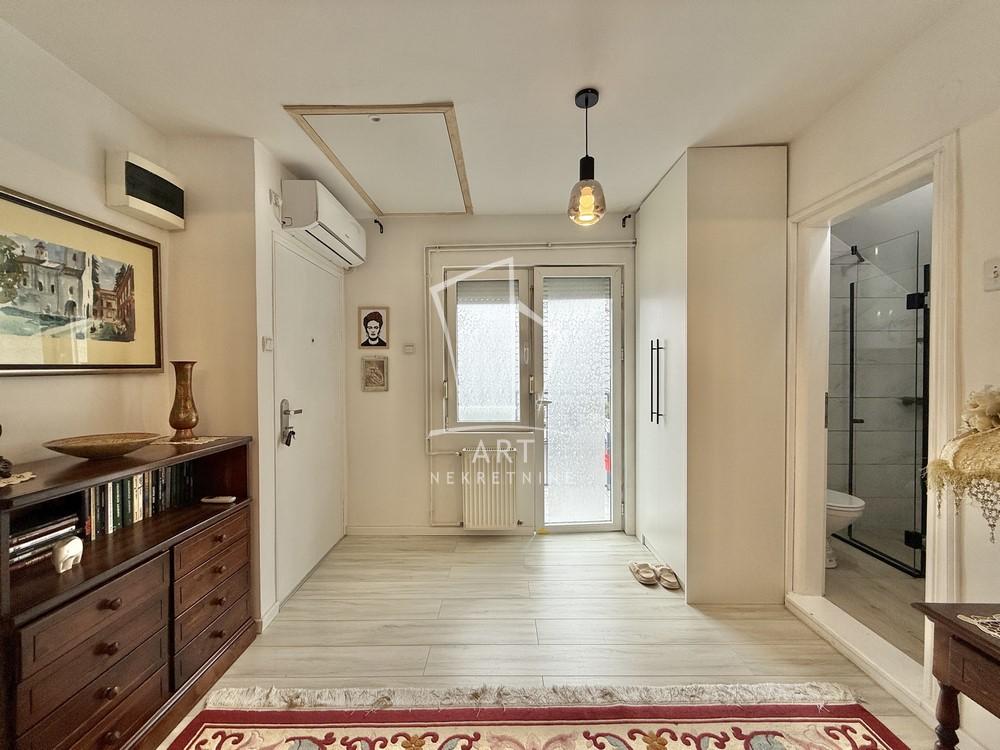 Stan na prodaju u Beogradu, Rakovica, dvosoban, 40m2, cena 120000 evra