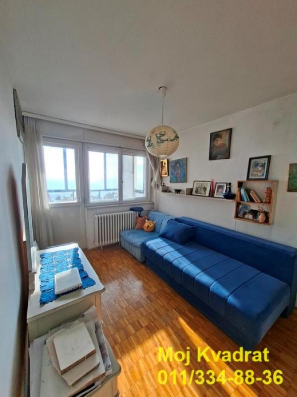 Stan na prodaju u Beogradu, Skojevsko naselje, trosoban, 77m2, cena 192000 evra