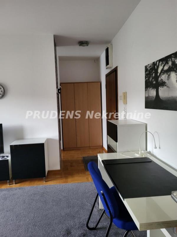 Stan na prodaju u Beogradu, Crveni Krst, dvosoban, 59m2, cena 237000 evra