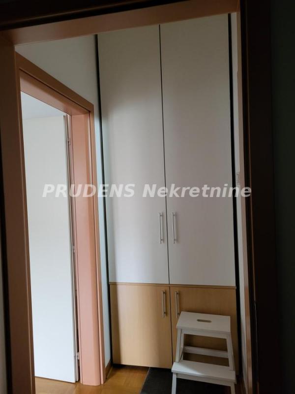 Stan na prodaju u Beogradu, Crveni Krst, dvosoban, 59m2, cena 237000 evra