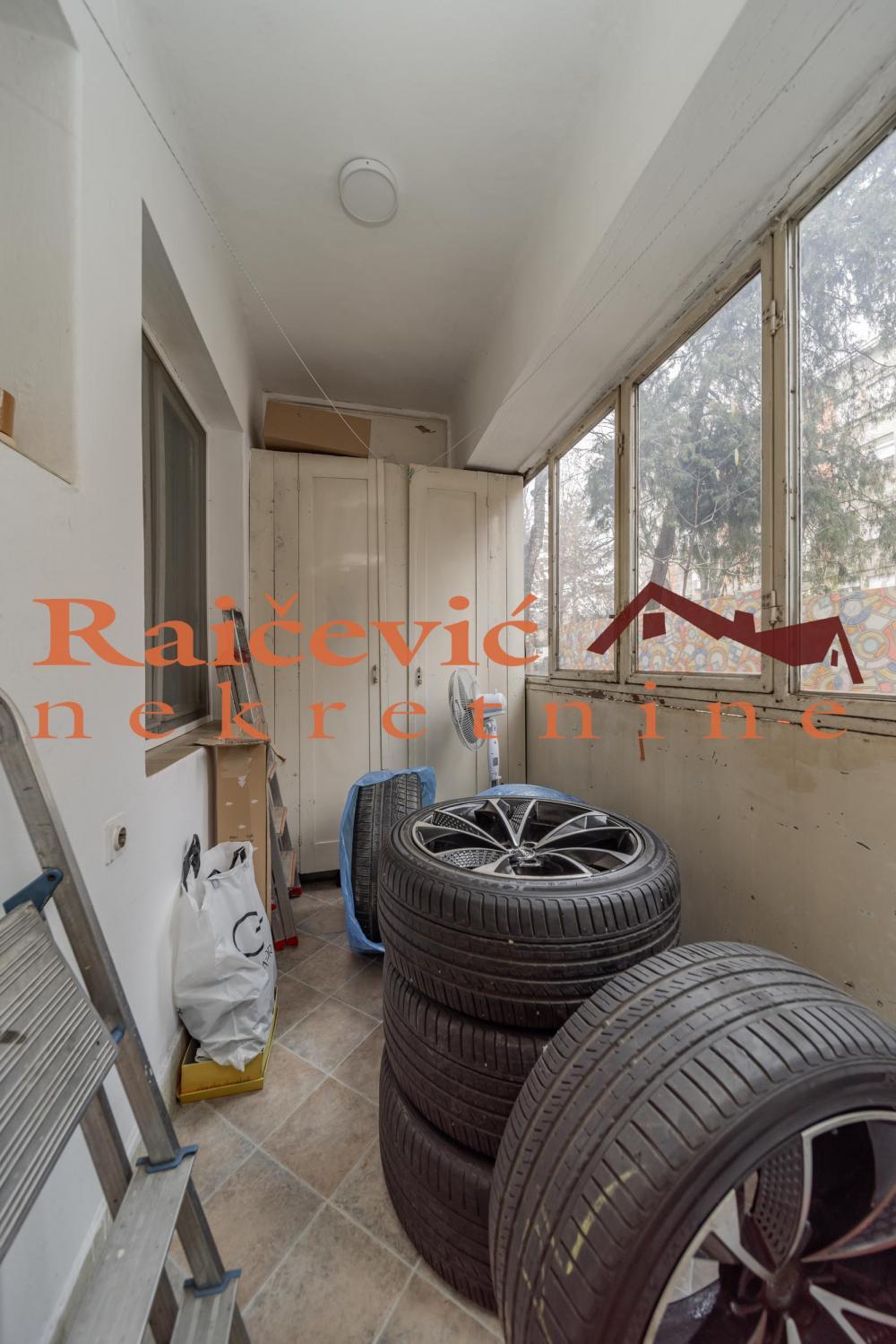 Stan na prodaju u Beogradu, Beograd (centar), dvosoban, 65m2, cena 180000 evra