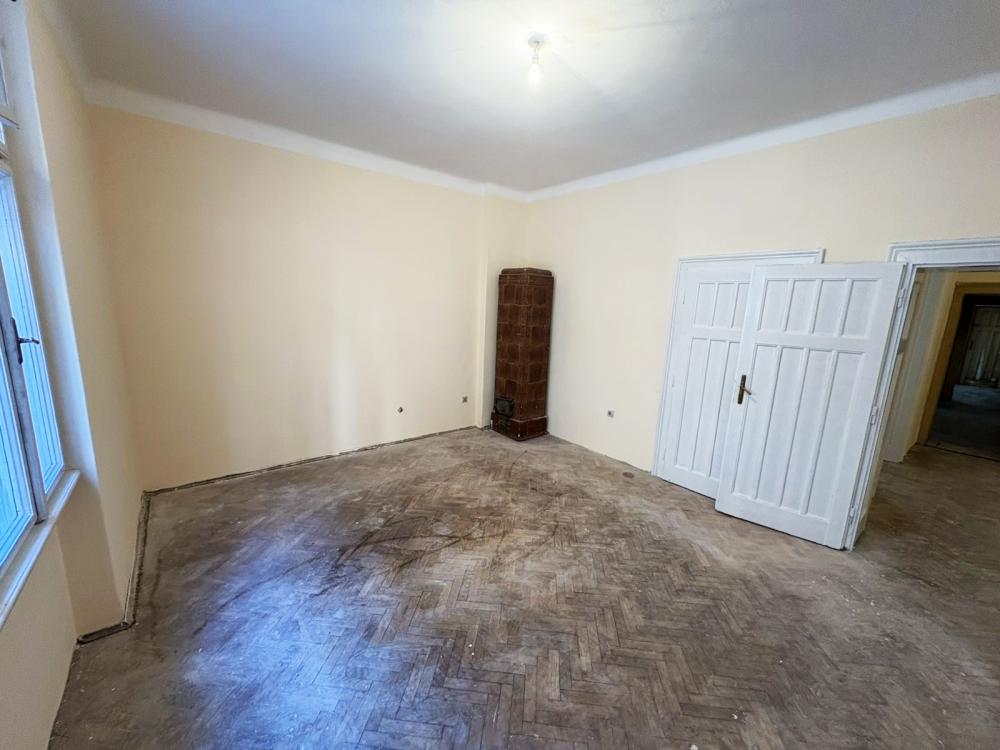 Stan na prodaju u Beogradu, Dorćol, cetvorosoban, 91m2, cena 377000 evra