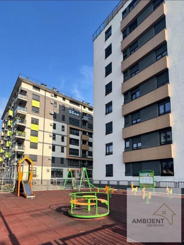 Stan na prodaju u Beogradu, Zemun, dvosoban, 52m2, cena 225000 evra