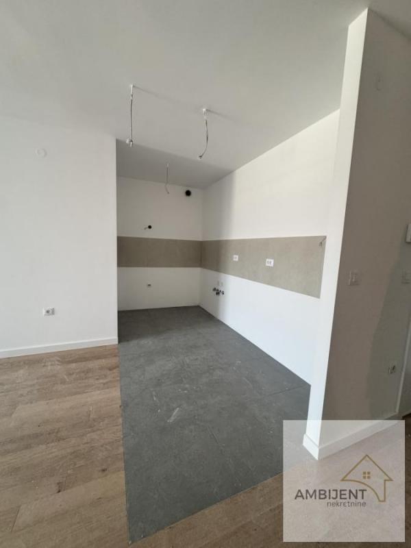 Stan na prodaju u Beogradu, Zemun, dvosoban, 52m2, cena 225000 evra