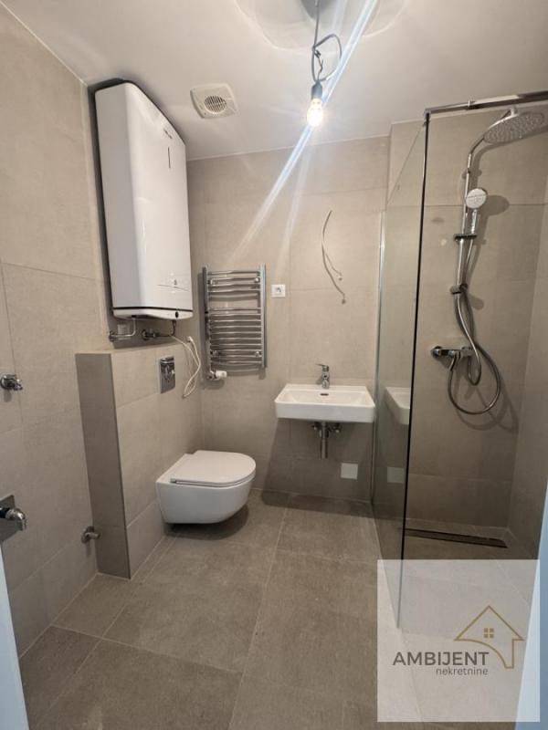 Stan na prodaju u Beogradu, Zemun, dvosoban, 52m2, cena 225000 evra