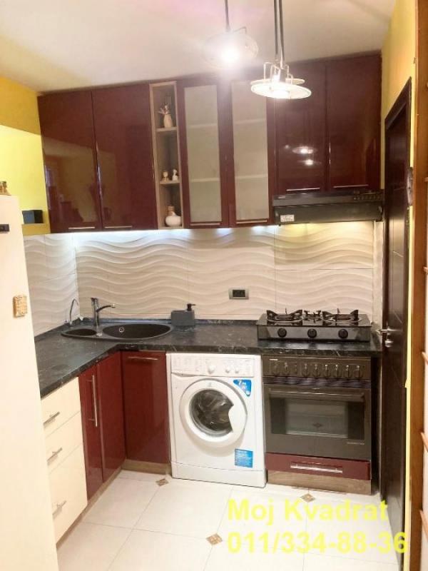 Stan na prodaju u Beogradu, Autokomanda, dvosoban, 83m2, cena 185000 evra