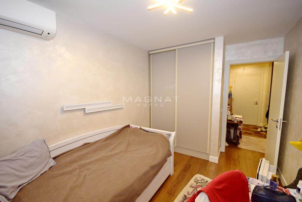 Stan na prodaju u Beogradu, Pašino brdo, dvosoban, 48m2, cena 232000 evra