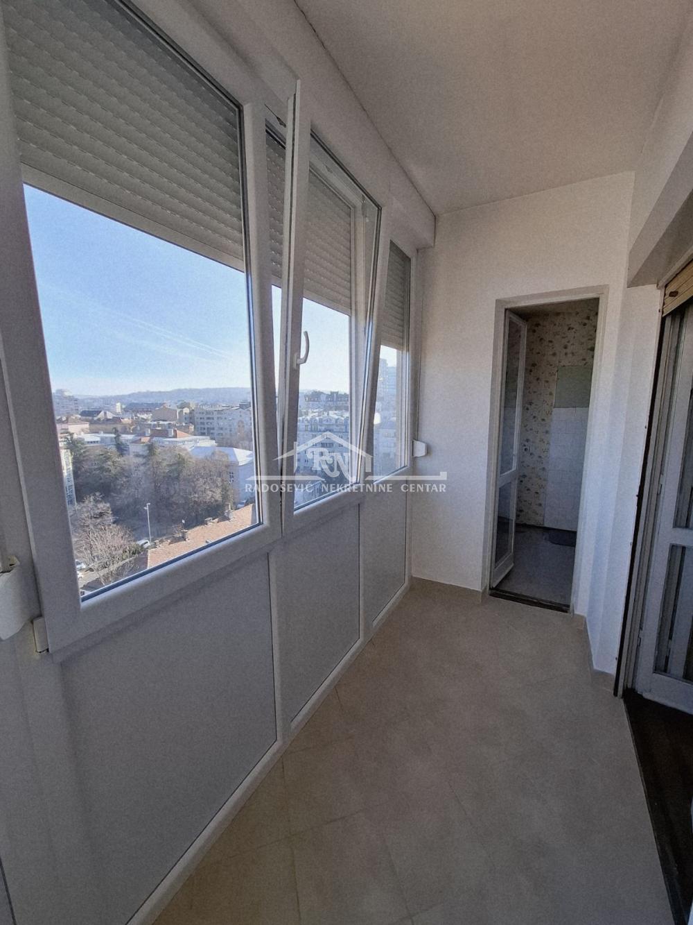 Stan na prodaju u Beogradu, Palilula, dvoiposoban, 57m2, cena 250000 evra