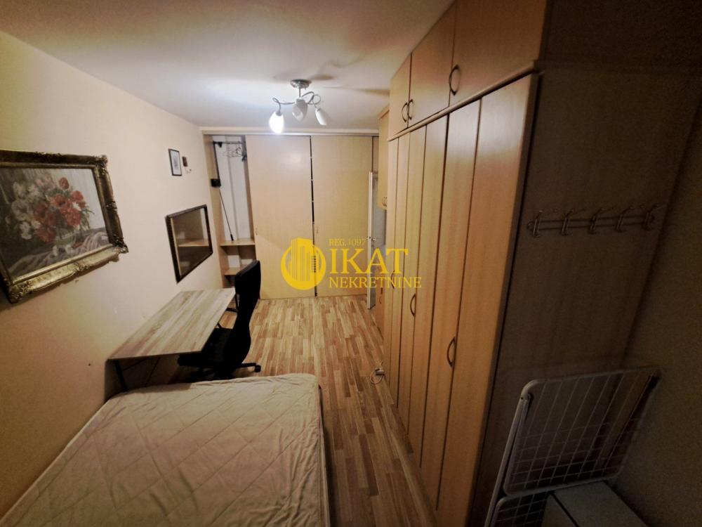 Stan na prodaju u Beogradu, Kalenić pijaca, dvosoban, 53m2, cena 249000 evra