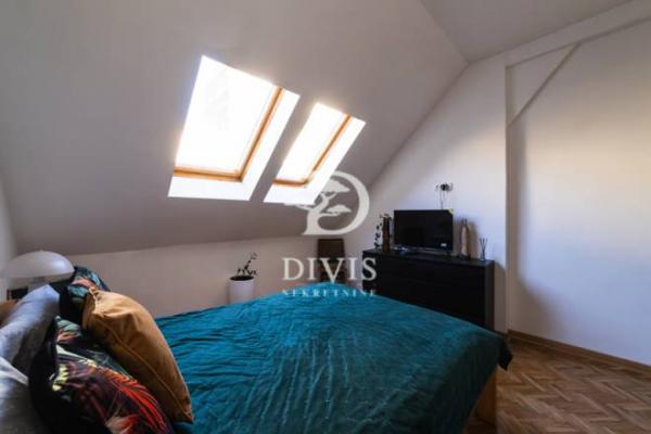 Stan na prodaju u Beogradu, Stari grad,Studentski trg, trosoban, 50m2, cena 305000 evra