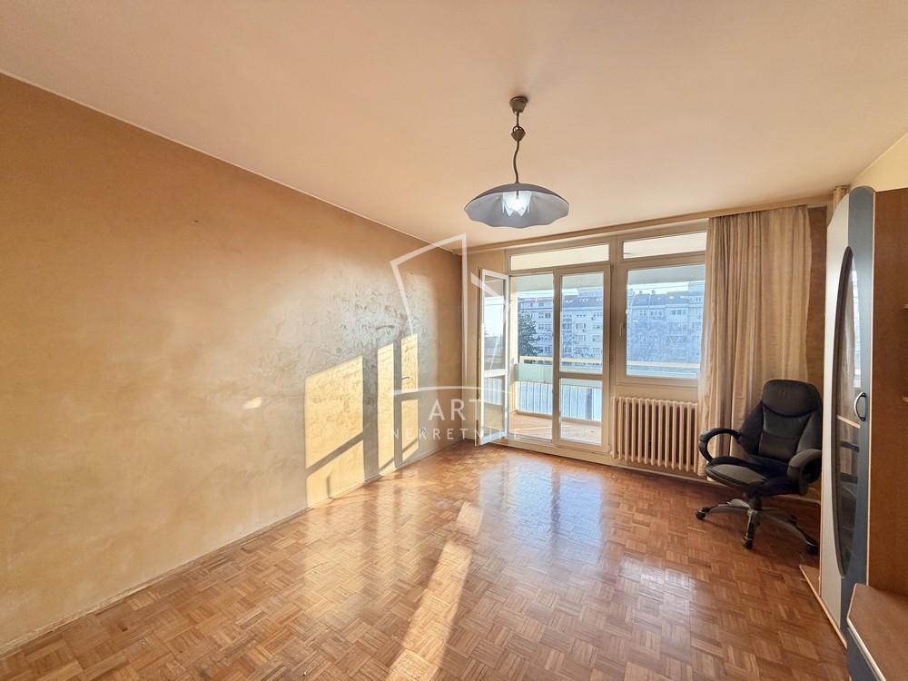 Stan na prodaju u Beogradu, Meandri, trosoban, 70m2, cena 207900 evra