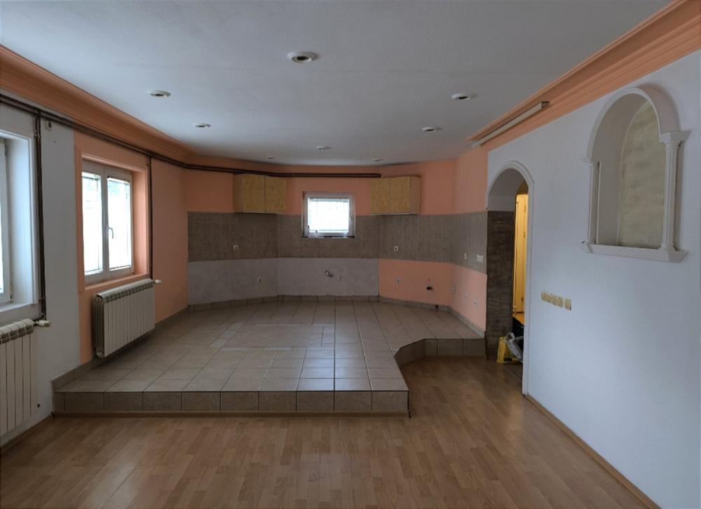 Stan na prodaju u Beogradu, Mirijevo, trosoban, 95m2, cena 200000 evra