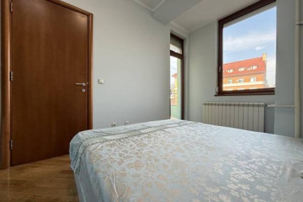 Stan na prodaju u Beogradu, Vračar,Vračar (Hram), dvosoban, 62m2, cena 355000 evra