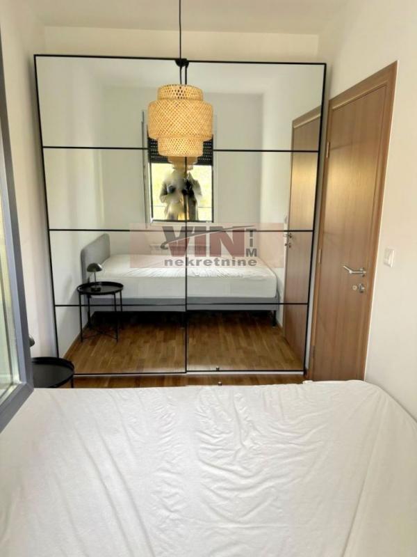 Stan na prodaju u Beogradu, Zvezdara, jednoiposoban, 33m2, cena 110000 evra