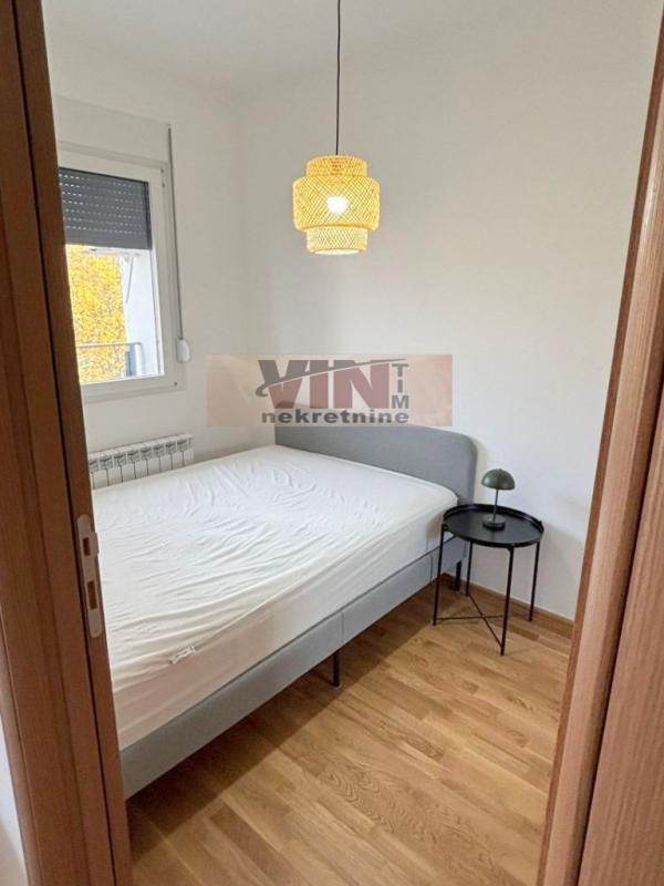 Stan na prodaju u Beogradu, Zvezdara, jednoiposoban, 33m2, cena 110000 evra