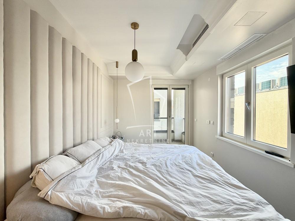 Stan na prodaju u Beogradu, Autokomanda, troiposoban, 118m2, cena 395000 evra