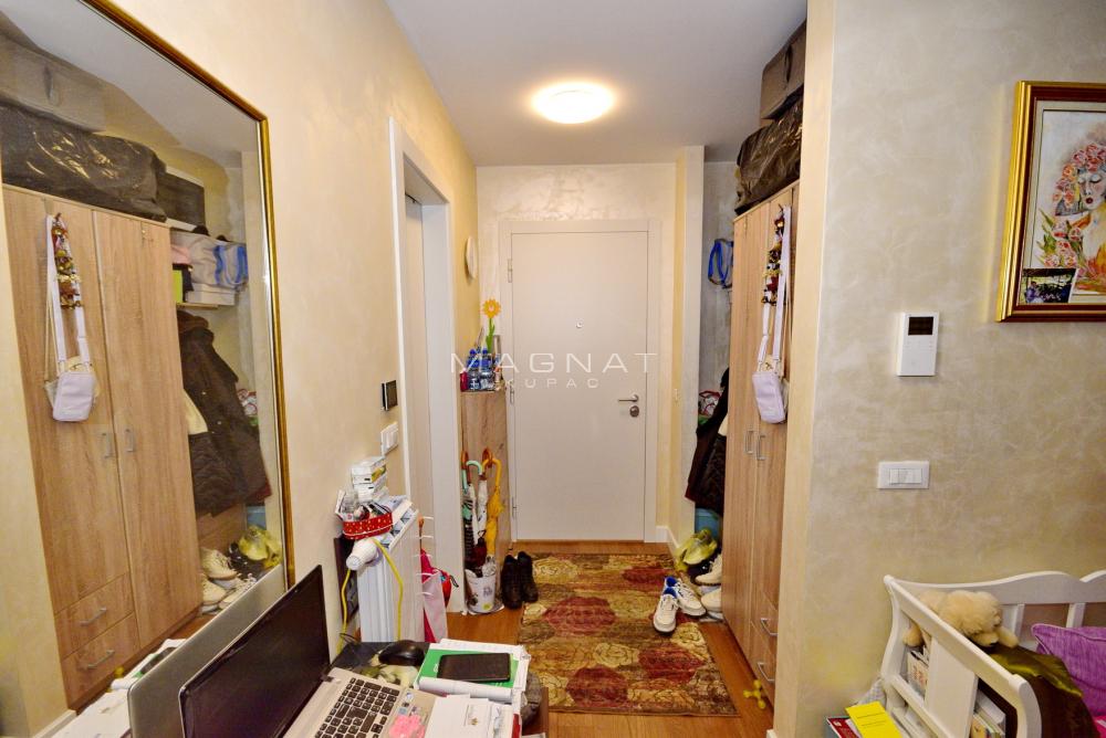 Stan na prodaju u Beogradu, Vračar, dvosoban, 48m2, cena 232000 evra