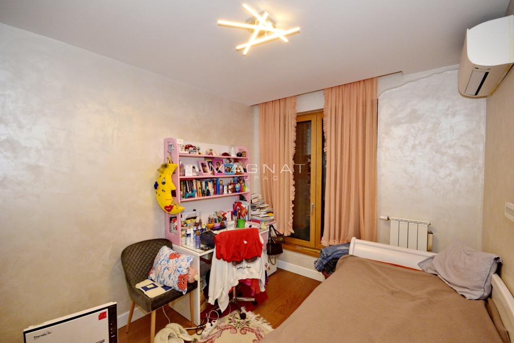 Stan na prodaju u Beogradu, Vračar, dvosoban, 48m2, cena 232000 evra