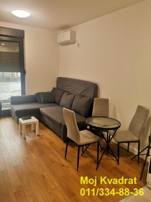 Stan na prodaju u Beogradu, Severni bulevar, jednosoban, 27m2, cena 107000 evra