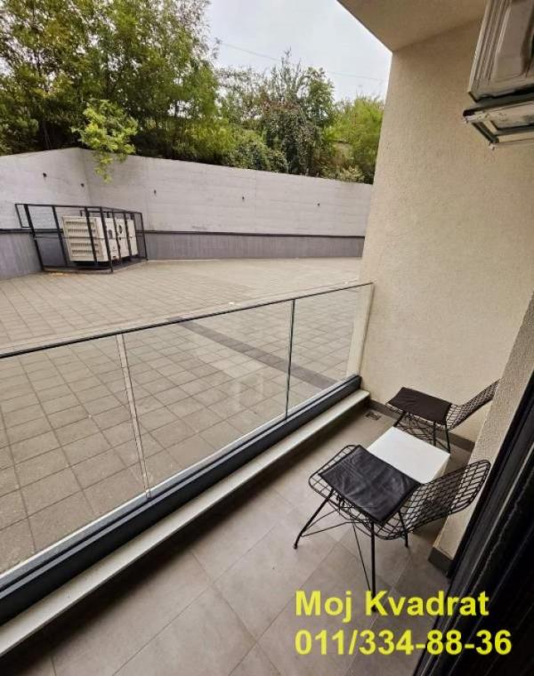 Stan na prodaju u Beogradu, Severni bulevar, jednosoban, 27m2, cena 107000 evra