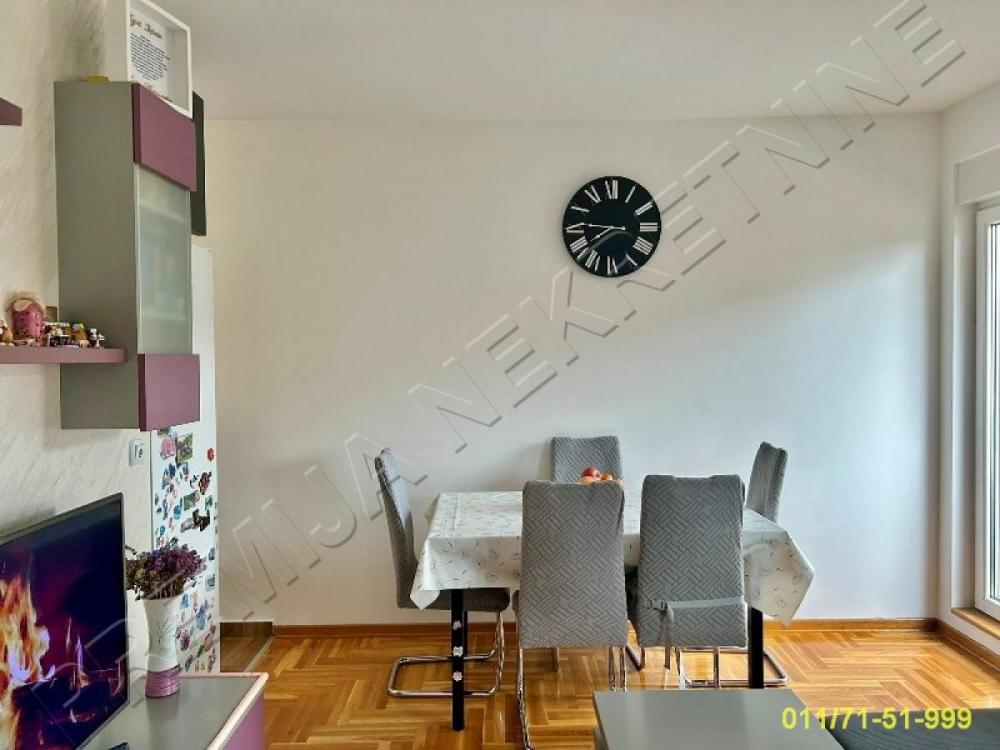 Stan na prodaju u Beogradu, Cvetanova ćuprija, dvosoban, 40m2, cena 126000 evra