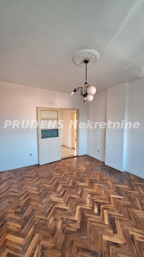 Stan na prodaju u Beogradu, Ćalije, trosoban, 113m2, cena 150000 evra