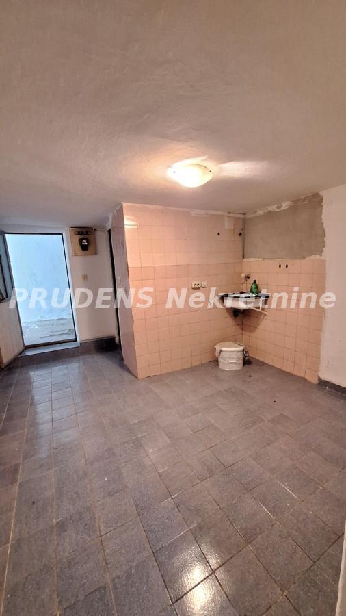 Stan na prodaju u Beogradu, Ćalije, trosoban, 113m2, cena 150000 evra