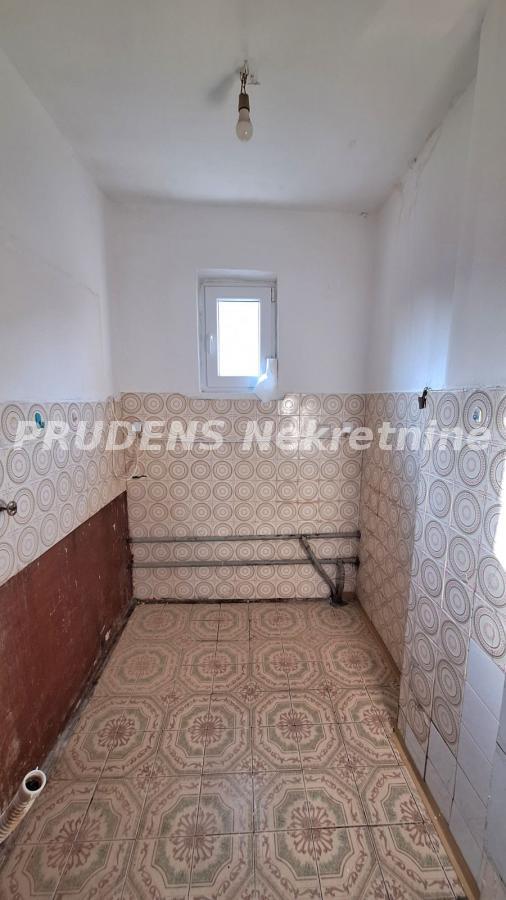 Stan na prodaju u Beogradu, Ćalije, trosoban, 113m2, cena 150000 evra