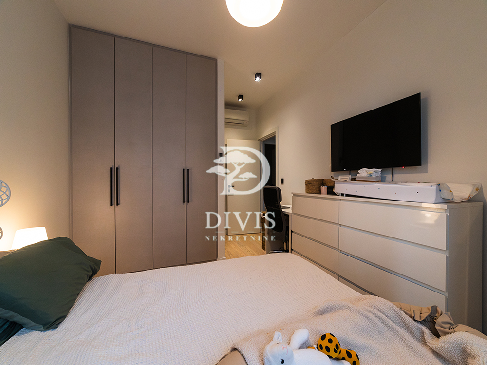 Stan na prodaju u Beogradu, Beograd na vodi, trosoban, 69m2, cena 370000 evra