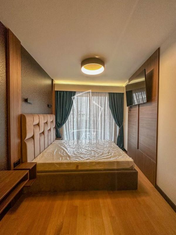 Stan na prodaju u Beogradu, Novi Beograd, trosoban, 82m2, cena 430000 evra