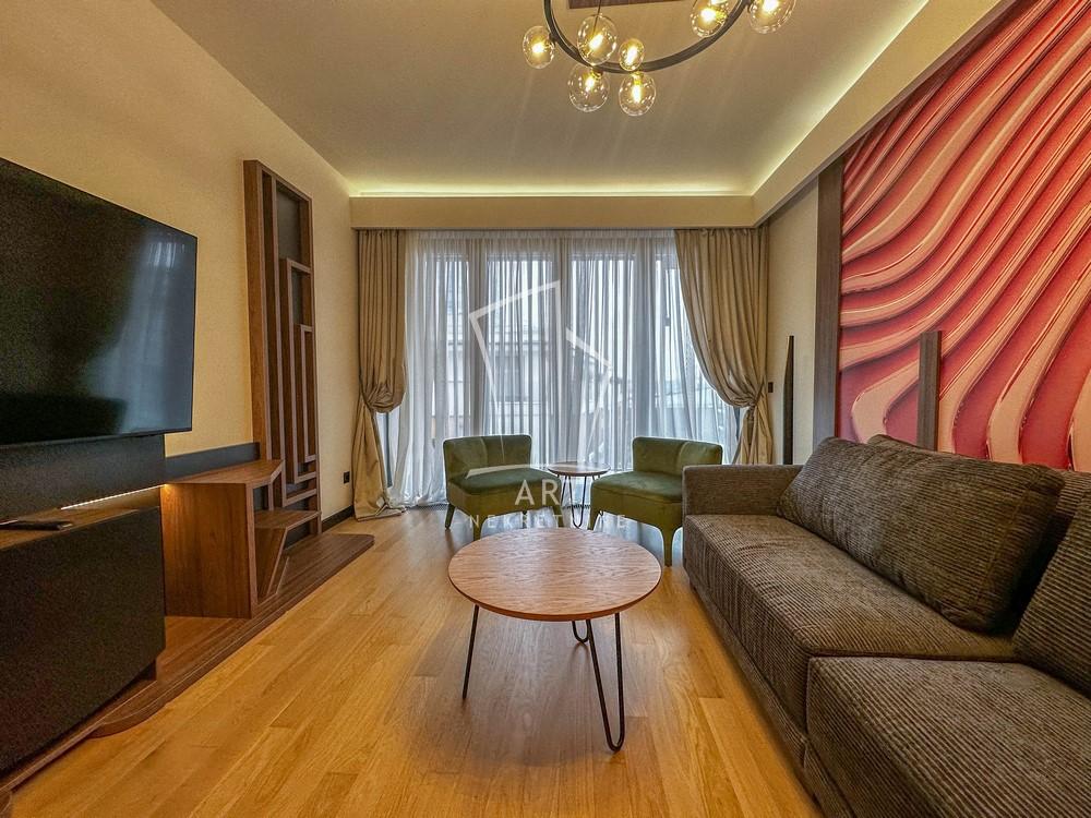 Stan na prodaju u Beogradu, Novi Beograd, trosoban, 82m2, cena 430000 evra