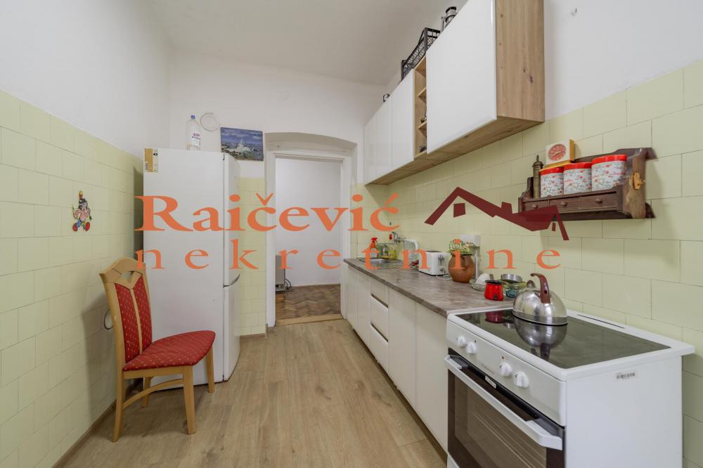 Stan na prodaju u Beogradu, Beograd (centar), dvoiposoban, 57m2, cena 258000 evra