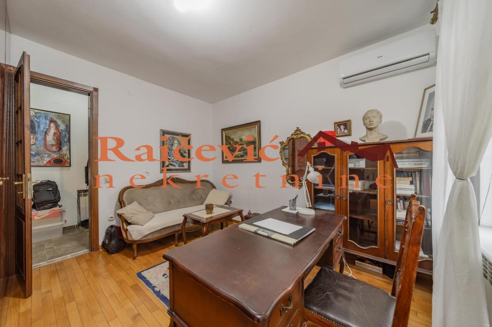 Stan na prodaju u Beogradu, Beograd (centar), 108m2, cena 548900 evra