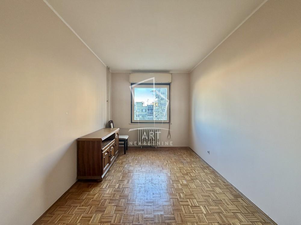 Stan na prodaju u Beogradu, Novi Beograd, dvosoban, 58m2, cena 198000 evra