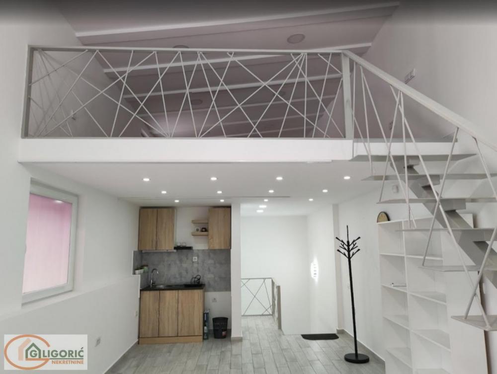 Stan na prodaju u Beogradu, Profesorska kolonija, dvosoban, 59m2, cena 217000 evra