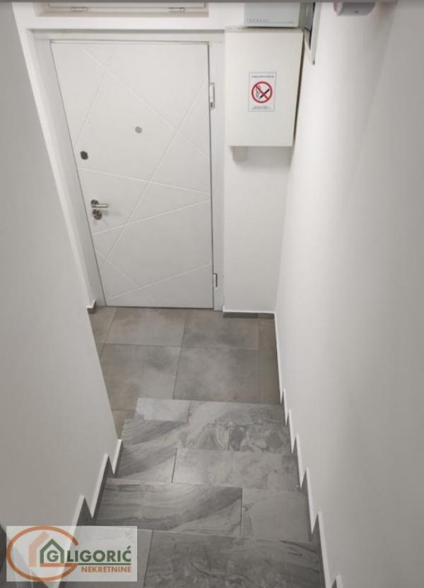 Stan na prodaju u Beogradu, Profesorska kolonija, dvosoban, 59m2, cena 217000 evra