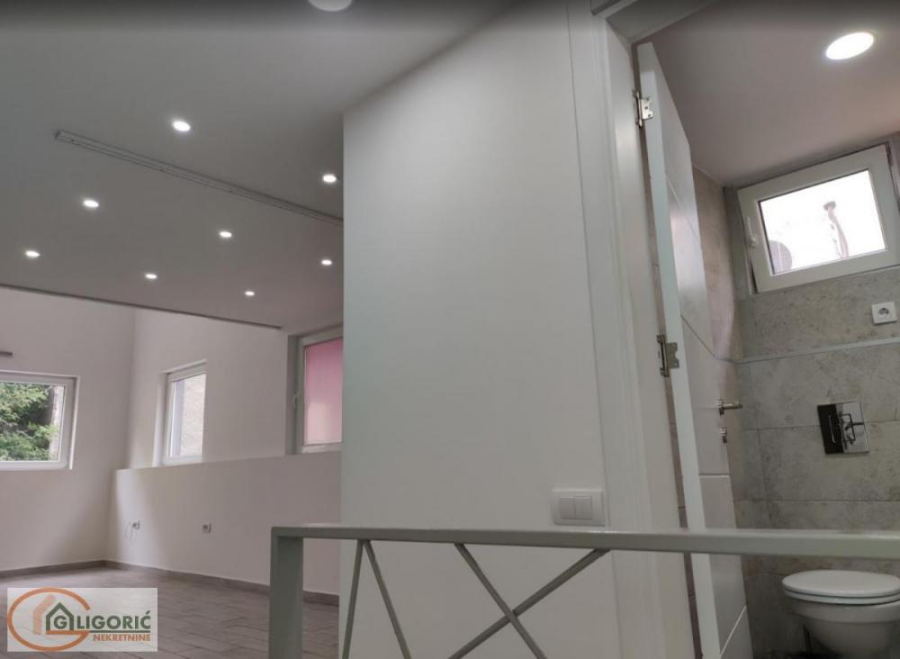 Stan na prodaju u Beogradu, Profesorska kolonija, dvosoban, 59m2, cena 217000 evra