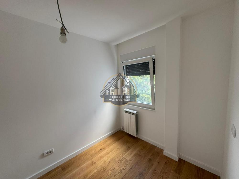 Stan na prodaju u Beogradu, Naselje Stepa Stepanović, dvosoban, 47m2, cena 166000 evra