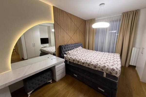 Stan na prodaju u Beogradu, Beograd na vodi, trosoban, 90m2, cena 380000 evra