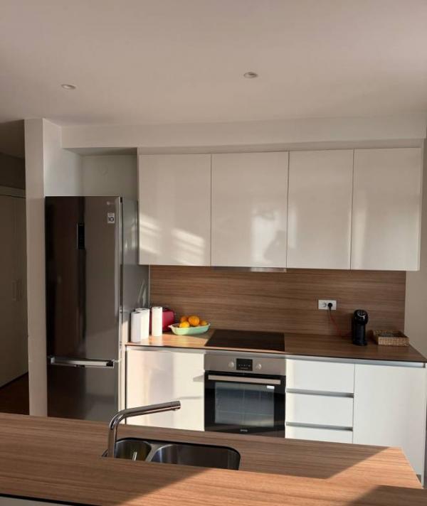 Stan na prodaju u Beogradu, Beograd na vodi, trosoban, 90m2, cena 380000 evra