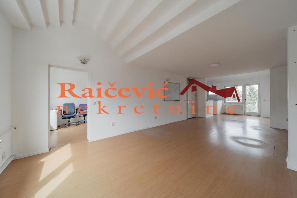 Stan na prodaju u Beogradu, Autokomanda, cetvorosoban, 176m2, cena 450000 evra