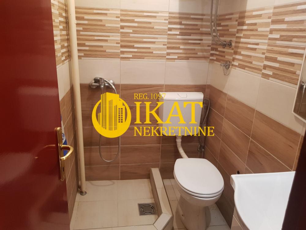 Stan na prodaju u Beogradu, Banovo brdo, cetvorosoban, 142m2, cena 459000 evra