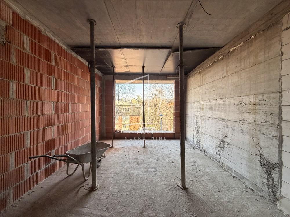 Stan na prodaju u Beogradu, Karaburma, dvosoban, 59m2, cena 175000 evra