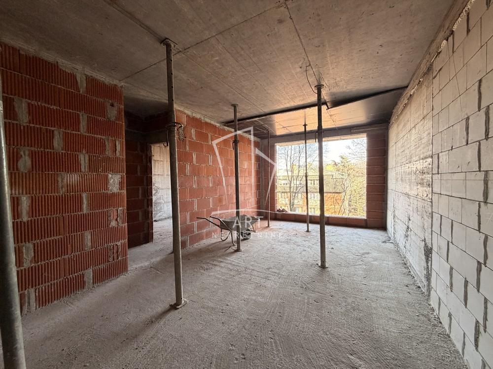 Stan na prodaju u Beogradu, Karaburma, dvosoban, 59m2, cena 175000 evra