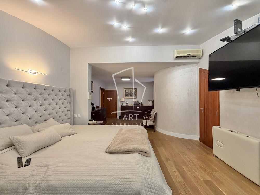 Stan na prodaju u Beogradu, Miljakovac, 234m2, cena 460000 evra