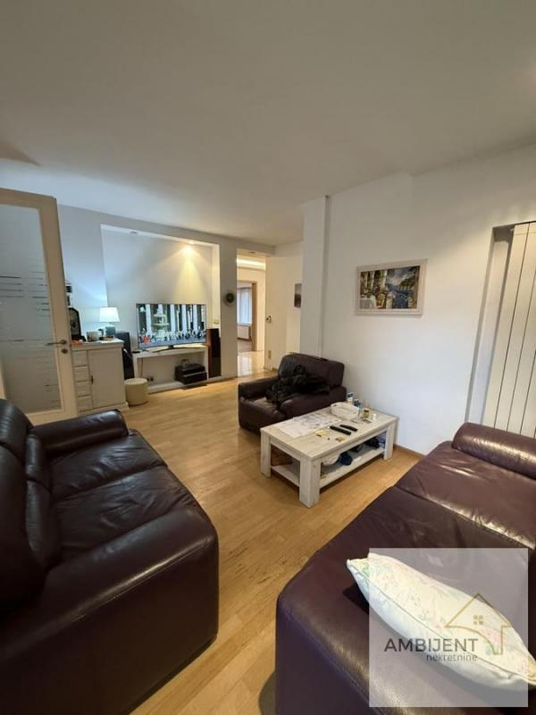 Stan na prodaju u Beogradu, Voždovac, cetvorosoban, 93m2, cena 265000 evra