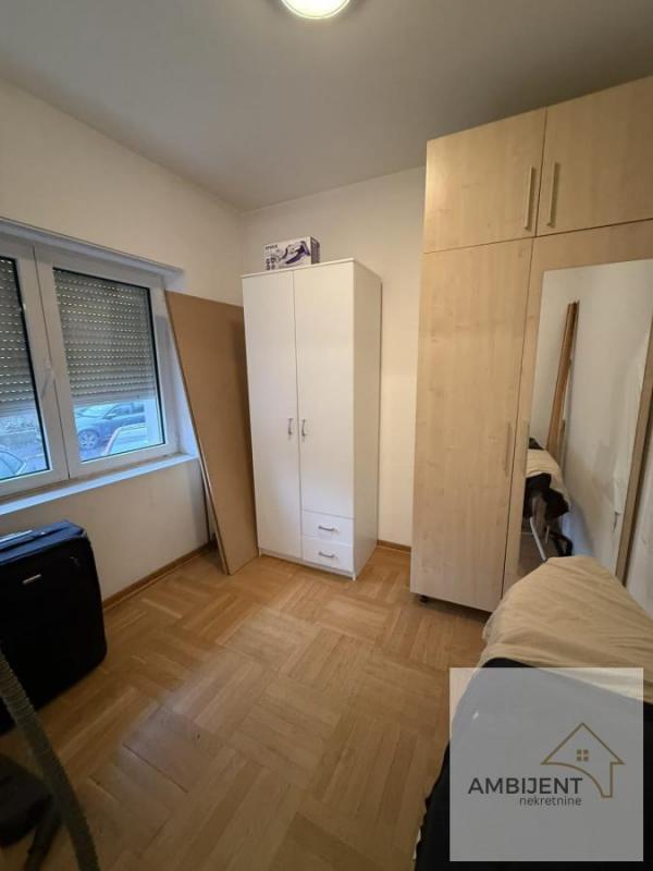 Stan na prodaju u Beogradu, Voždovac, cetvorosoban, 93m2, cena 265000 evra