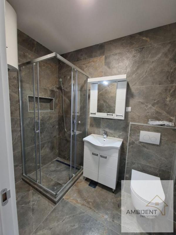 Stan na prodaju u Beogradu, Altina, dvoiposoban, 55m2, cena 101750 evra